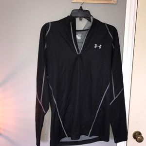 Under Armor Fitted Dry Fit Pullover
